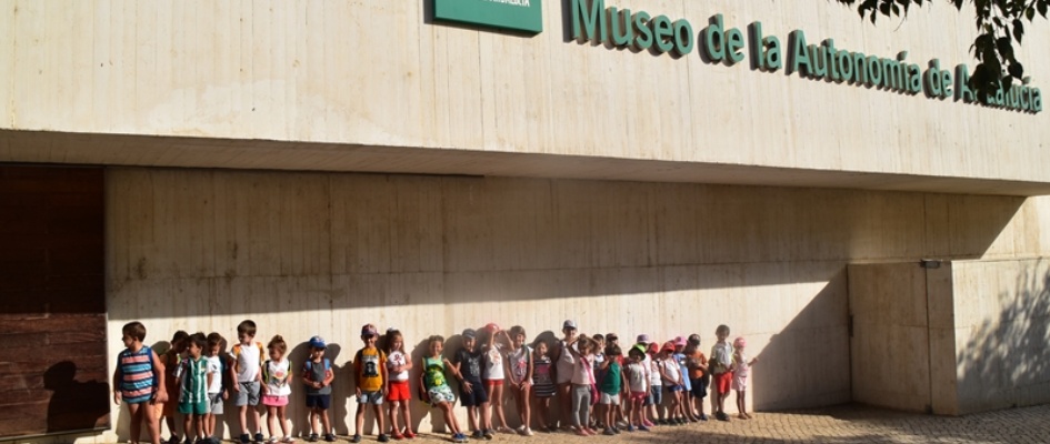 070717_Visita_Escuela_Verano_Museo.JPG